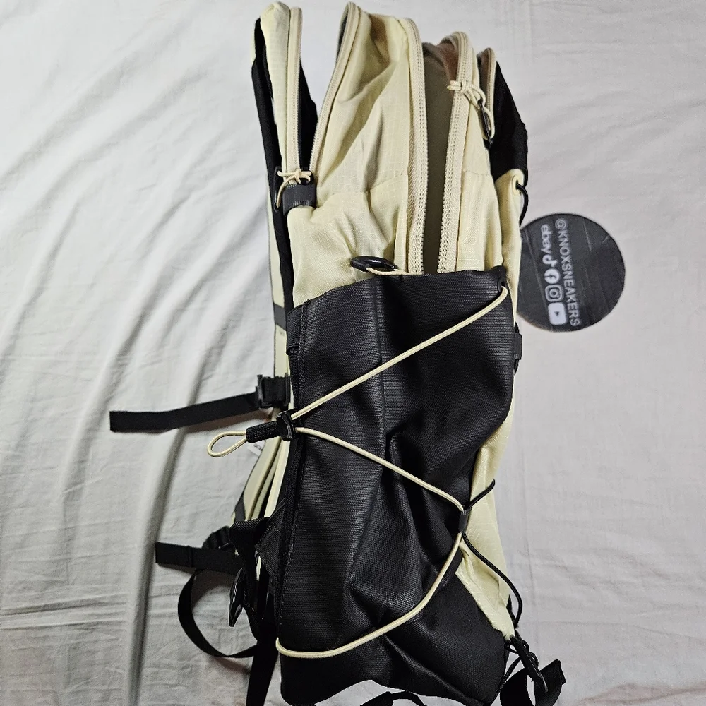 The North Face Borealis Backpack Gravel / TNF Black NF0A52SE AQP NEW
